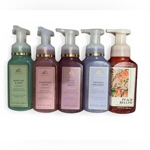 Bath & Body Works Gentle & Clean Foaming Hand Soap bundle total 5